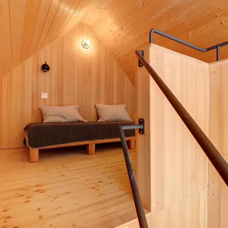 Tinyhaus Am Bussen 度假居 Unlingen